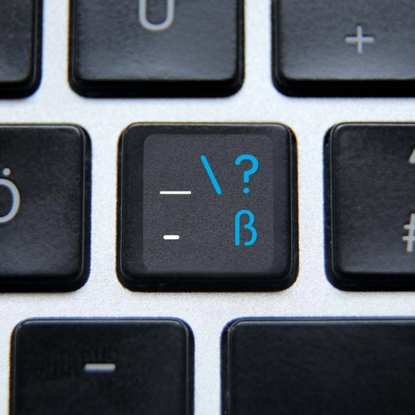 German (QWERTZ) & English non transparent keyboard stickers (extended version)